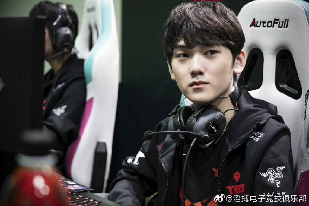 爱游戏体育-Uzi赛事官方发布关键助攻新规，巴塞罗那争议不断！的简单介绍