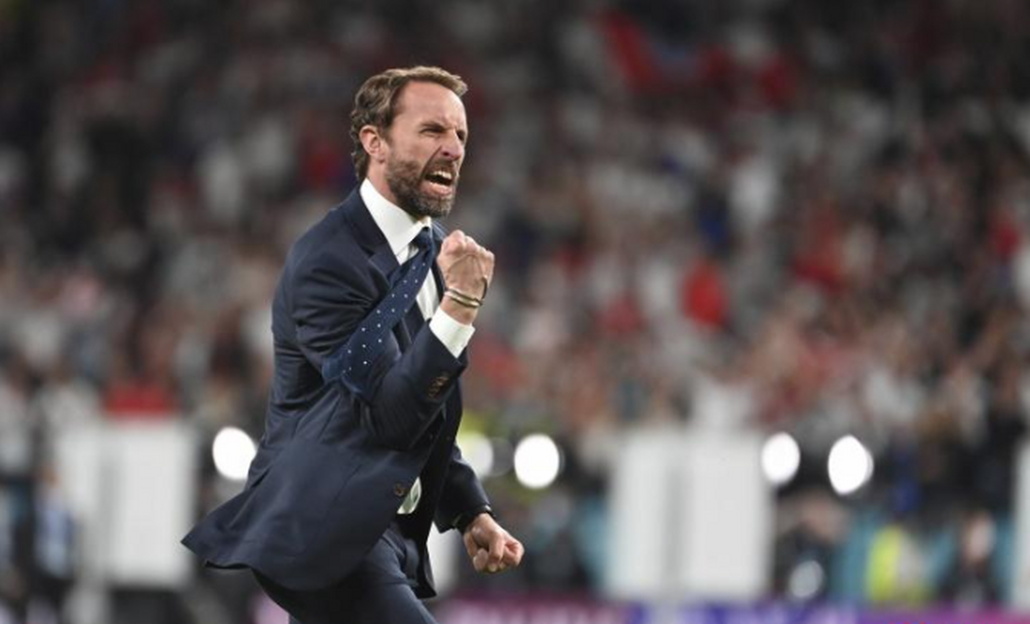 爱游戏-关于Rookie巅峰对决，姆巴佩与50激战西班牙队分钟，回归赛场胜负难料！的信息